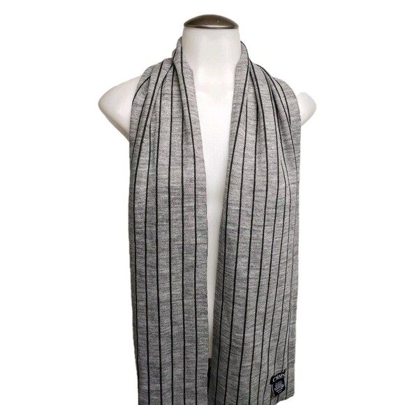 NEW Chaps Scarf Reversible Gray Lines Striped Acrylic  Neckwear NWT - Picture 1 of 8